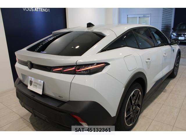 Peugeot 408 2025-12 8008374-8