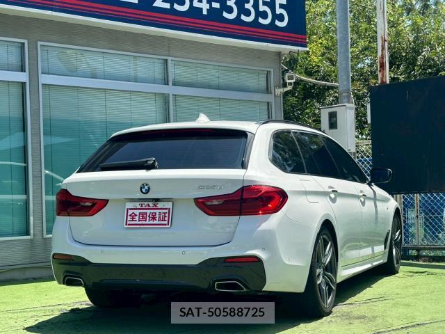 Bmw 5 SERIES 2017-05 8008956-1