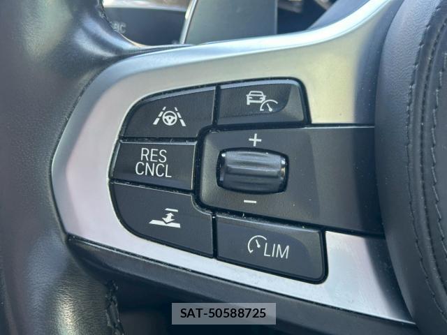 Bmw 5 SERIES 2017-05 8008956-13