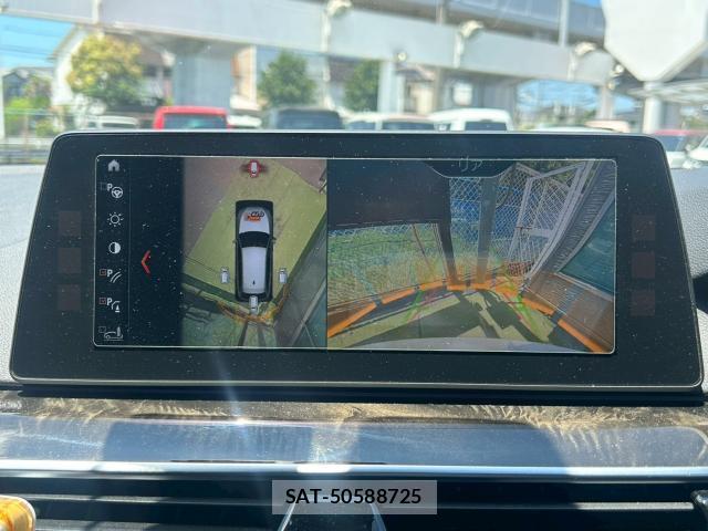 Bmw 5 SERIES 2017-05 8008956-7