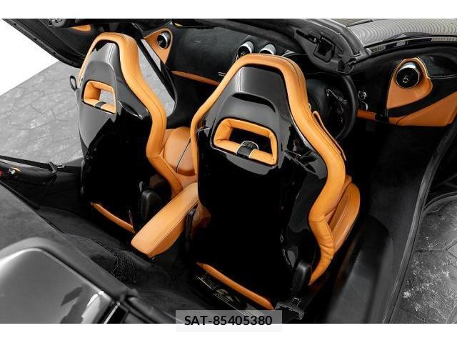 McLaren 570S 2017-09 8004770-14
