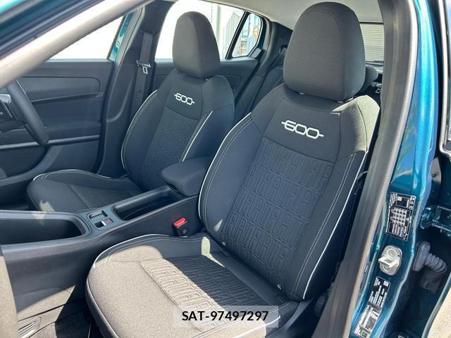 Fiat 600 Hybrid 2025-12 8012584-16