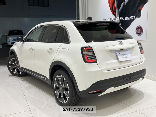 Fiat 600 2025-09 8003542-1