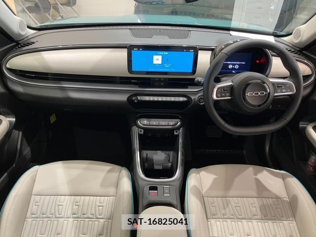Fiat 600 2025-07 8003543-2