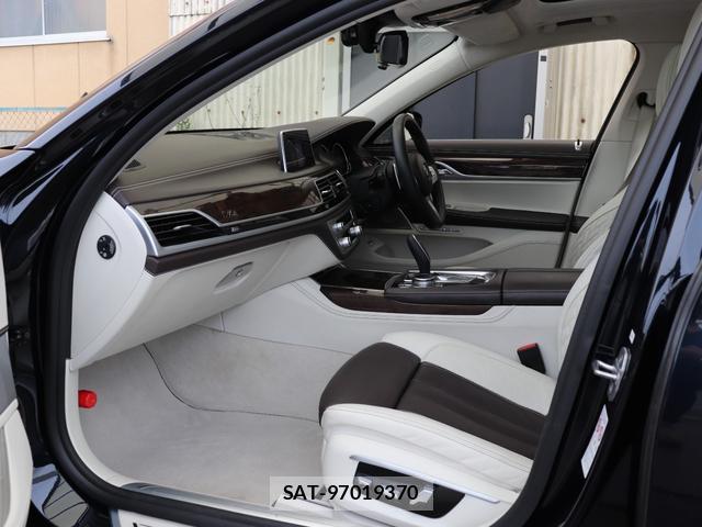 Bmw 7 SERIES 2018-07 8006739-17