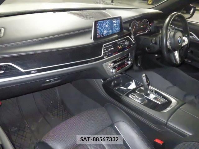 Bmw 7 SERIES 2017-12 8009357-2