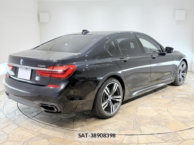 Bmw 7 SERIES 2016-03 8010962-2