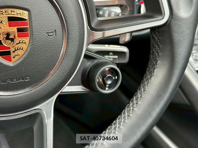 Porsche 718 Cayman 2018-07 8003248-15