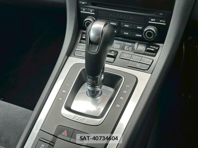 Porsche 718 Cayman 2018-07 8003248-17