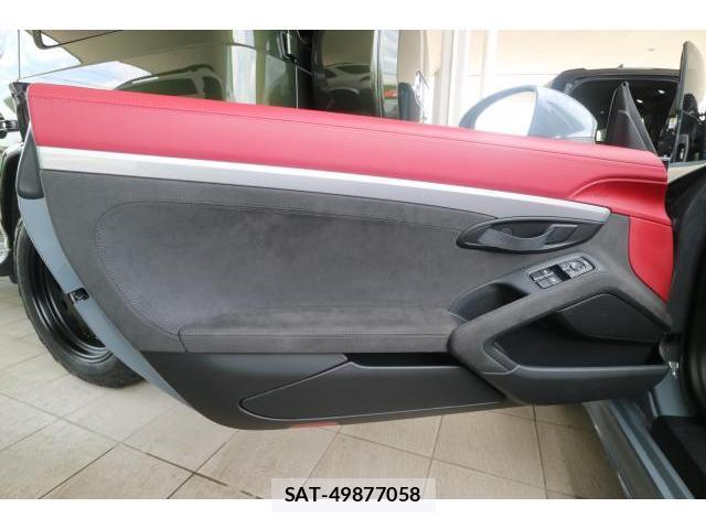 Porsche 718 Spyder 2023-04 8010963-16