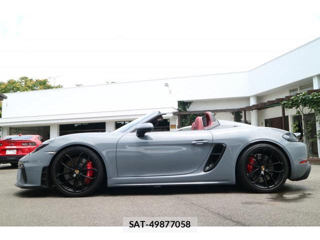 Porsche 718 Spyder 2023-04 8010963-2