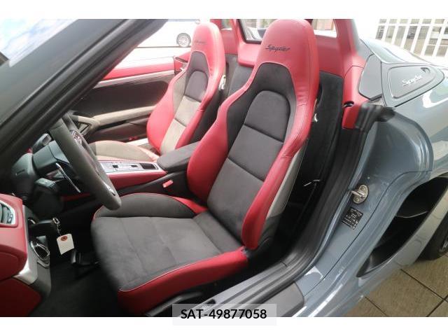 Porsche 718 Spyder 2023-04 8010963-9