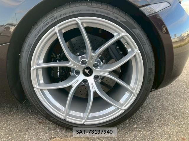 McLaren 720S 2020-12 8008678-7