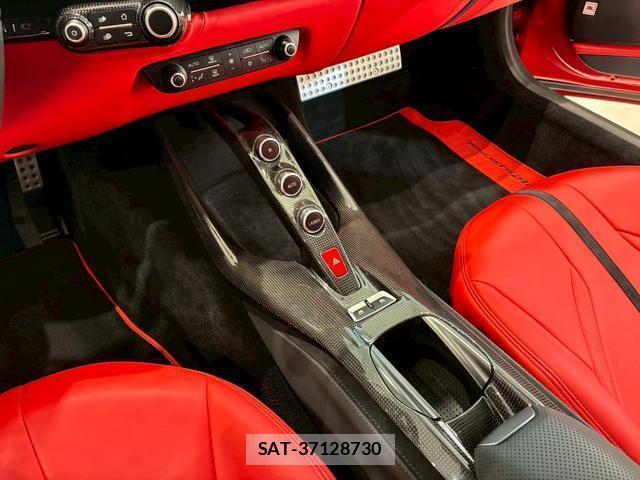 Ferrari 812 2019-08 8006317-16