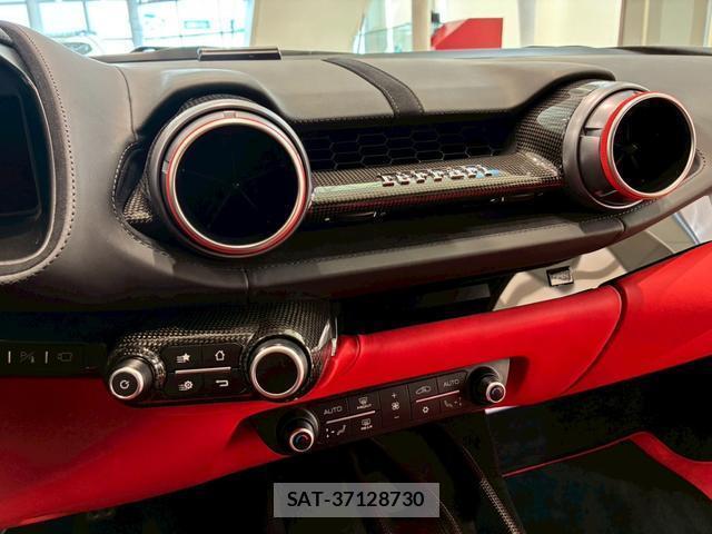 Ferrari 812 2019-08 8006317-18