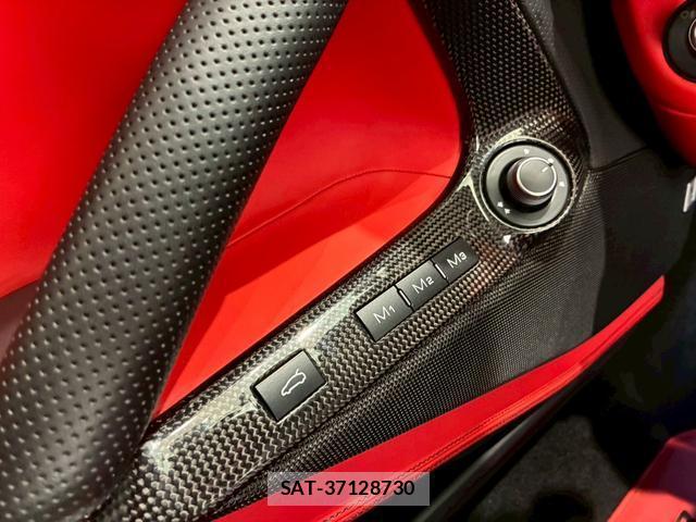 Ferrari 812 2019-08 8006317-19
