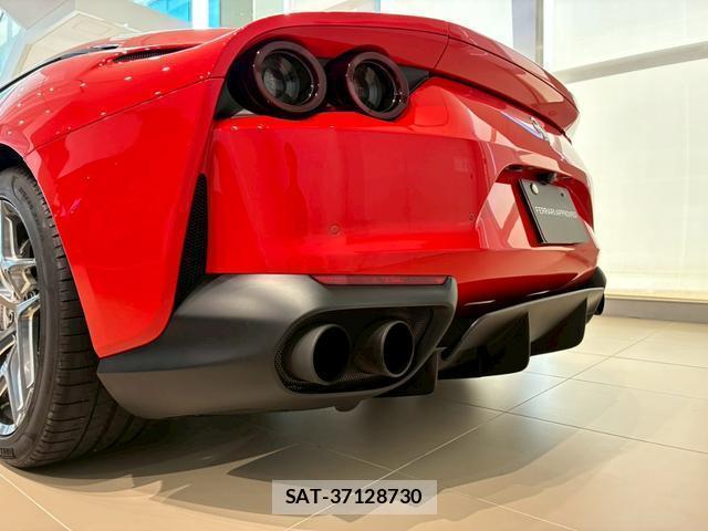 Ferrari 812 2019-08 8006317-9