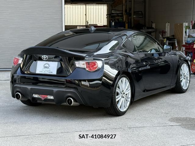 Toyota 86 2013-04 8006798-1