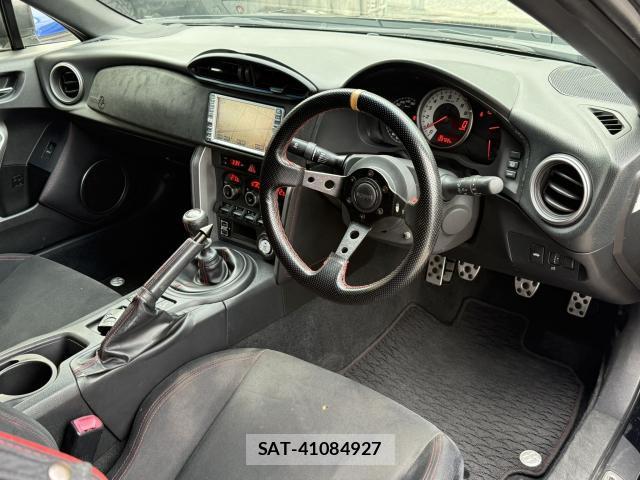 Toyota 86 2013-04 8006798-10