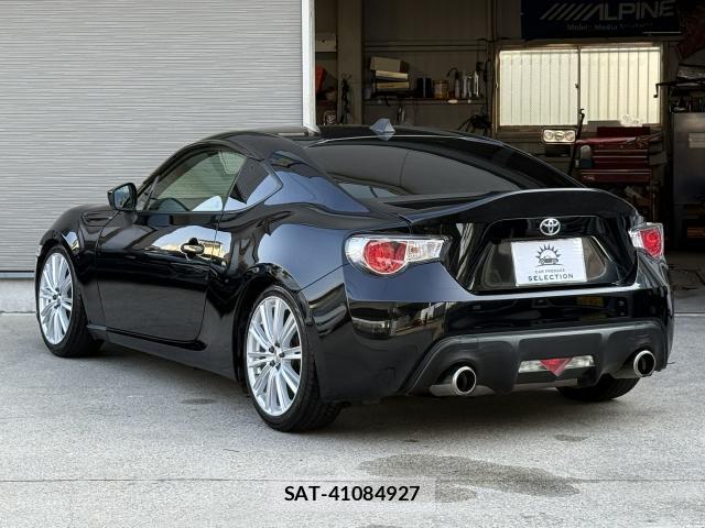 Toyota 86 2013-04 8006798-18