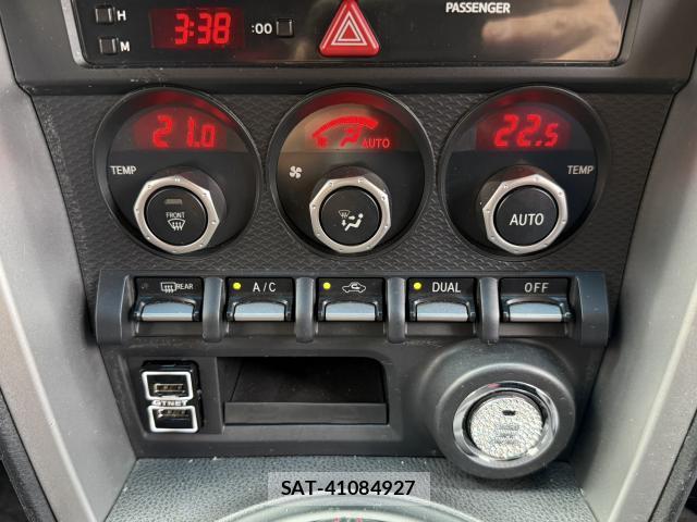Toyota 86 2013-04 8006798-7