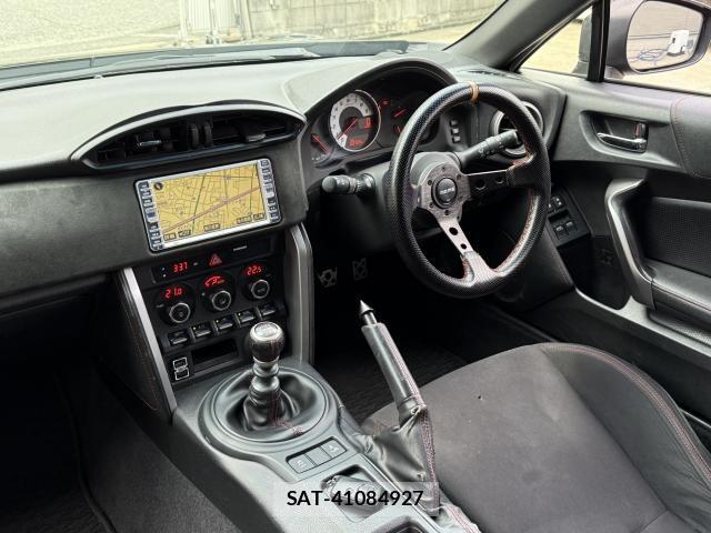 Toyota 86 2013-04 8006798-9