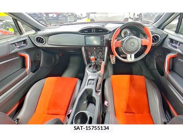 Toyota 86 2014-06 8009492-4