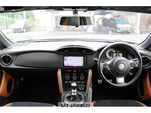Toyota 86 2018-10 8010800-16