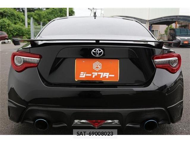 Toyota 86 2018-10 8010800-9