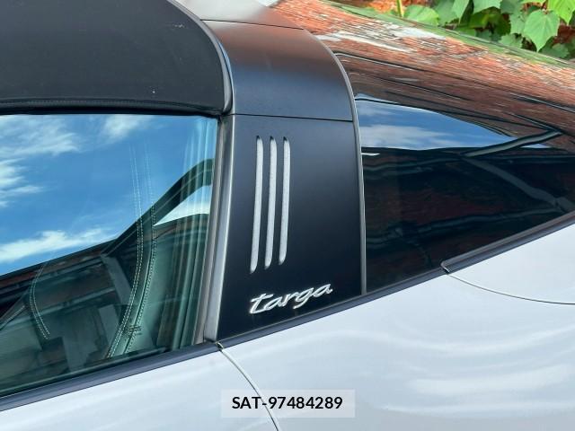 Porsche 911 2023-06 8003245-15