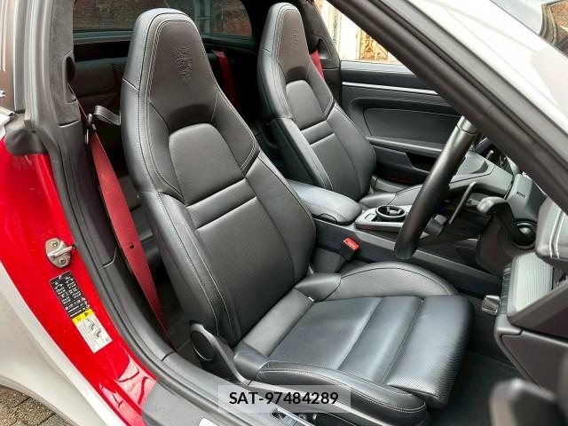 Porsche 911 2023-06 8003245-18