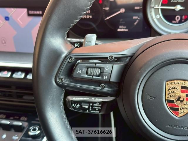 Porsche 911 2024-01 8003252-19