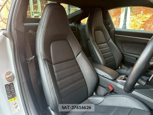 Porsche 911 2024-01 8003252-3