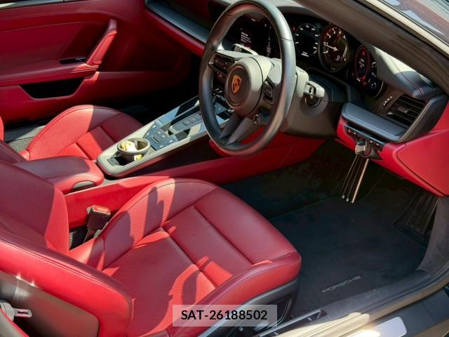 Porsche 911 2021-05 8003255-12