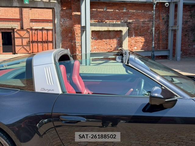Porsche 911 2021-05 8003255-16