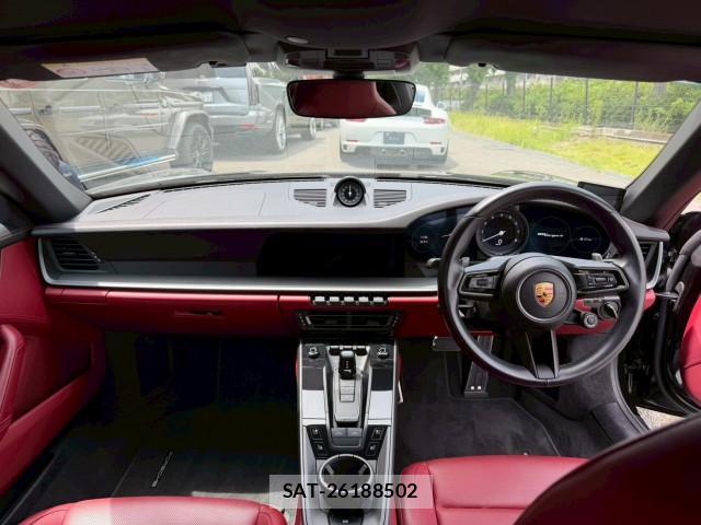 Porsche 911 2021-05 8003255-2