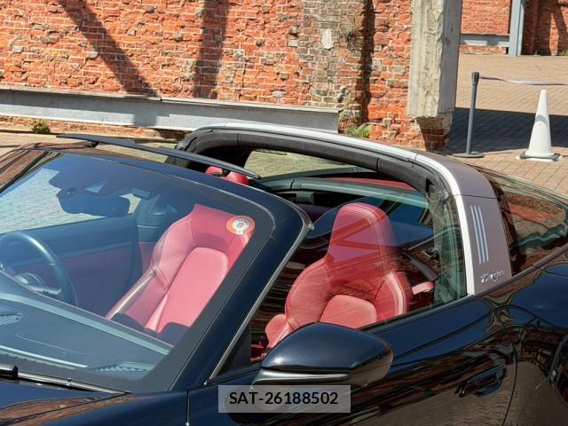 Porsche 911 2021-05 8003255-5