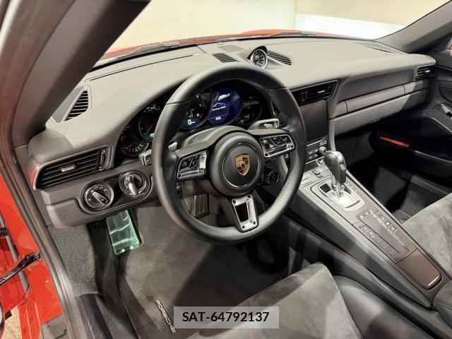 Porsche 911 2017-12 8010957-3