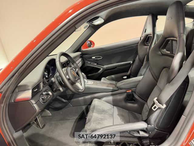 Porsche 911 2017-12 8010957-4