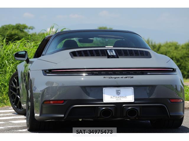 Porsche 911 2025-07 8011436-1