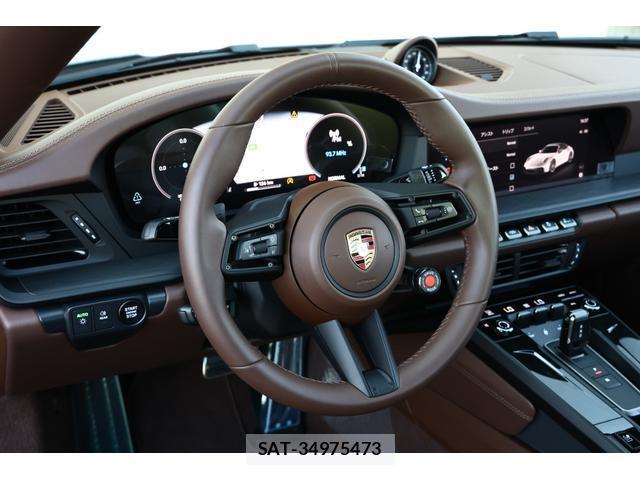 Porsche 911 2025-07 8011436-3