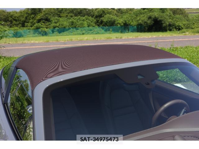 Porsche 911 2025-07 8011436-9
