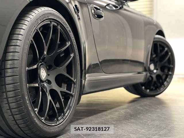 Porsche 911 2006-12 8012622-10