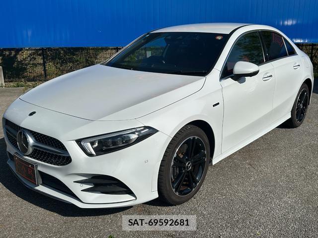Mercedes Benz A-CLASS 2021-06 8006863-7
