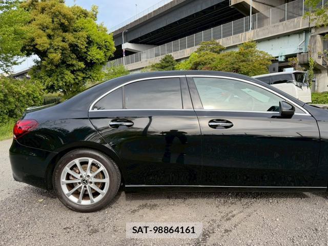 Mercedes Benz A-CLASS 2019-09 8007535-16
