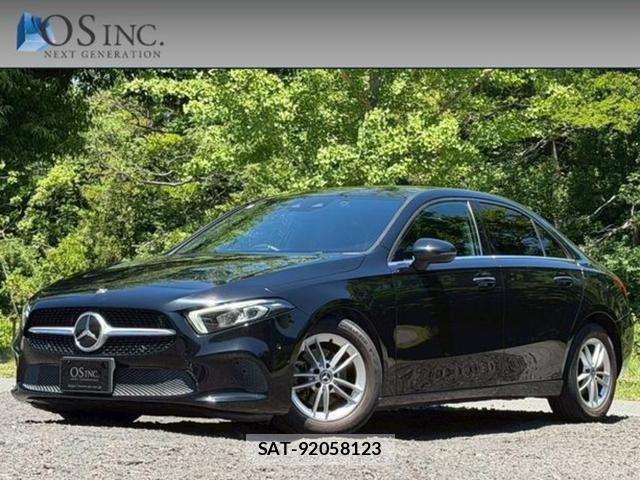 Mercedes Benz A-CLASS 2020-03 8007536-0