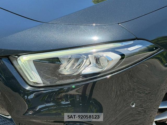 Mercedes Benz A-CLASS 2020-03 8007536-4