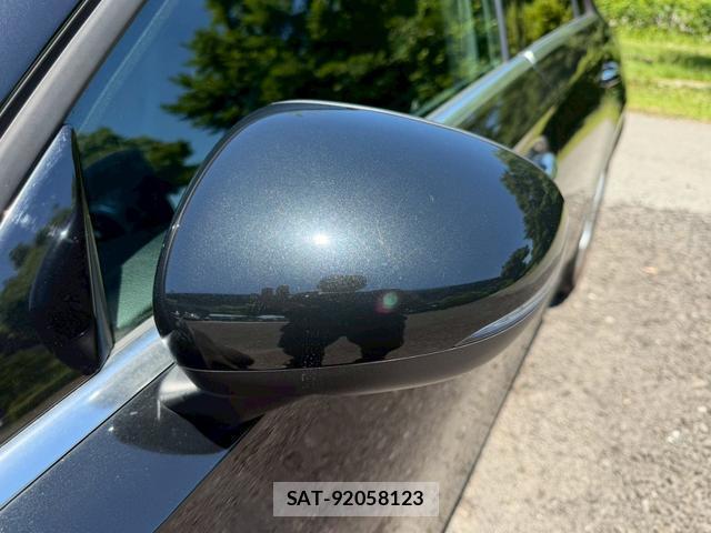 Mercedes Benz A-CLASS 2020-03 8007536-7