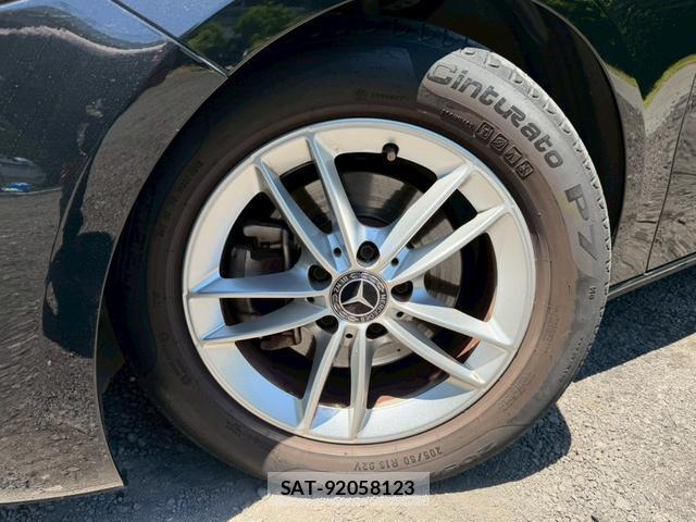 Mercedes Benz A-CLASS 2020-03 8007536-9