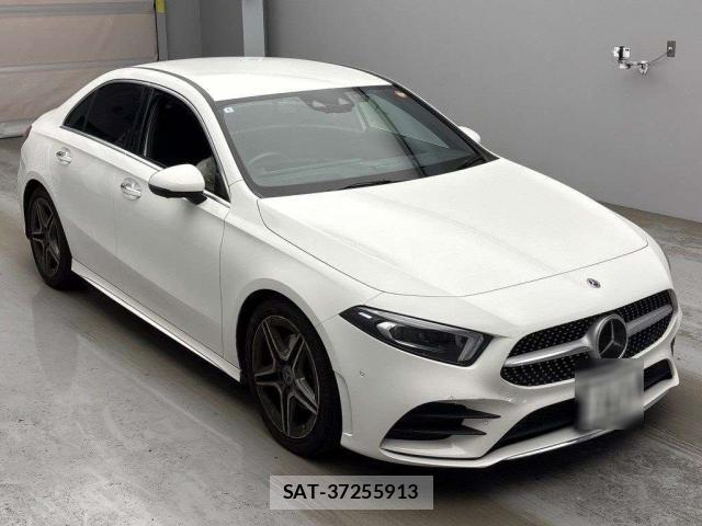 Mercedes Benz A-CLASS 2020-03 8009239-0